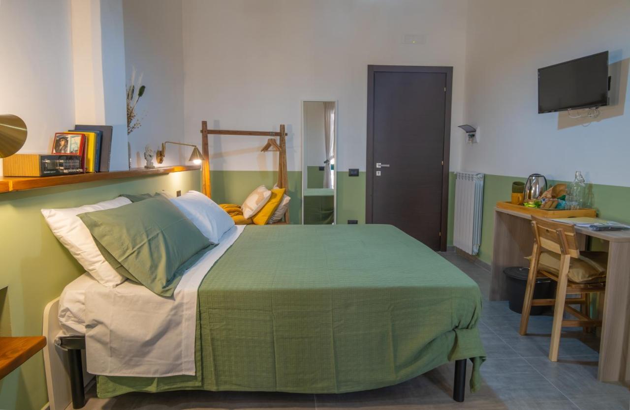 Maga Miro - Guest House Салерно Экстерьер фото